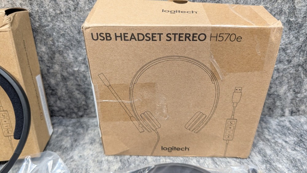2 x Logitech H570e USB Stereo Headset - Black 🔥New/Open Box🔥