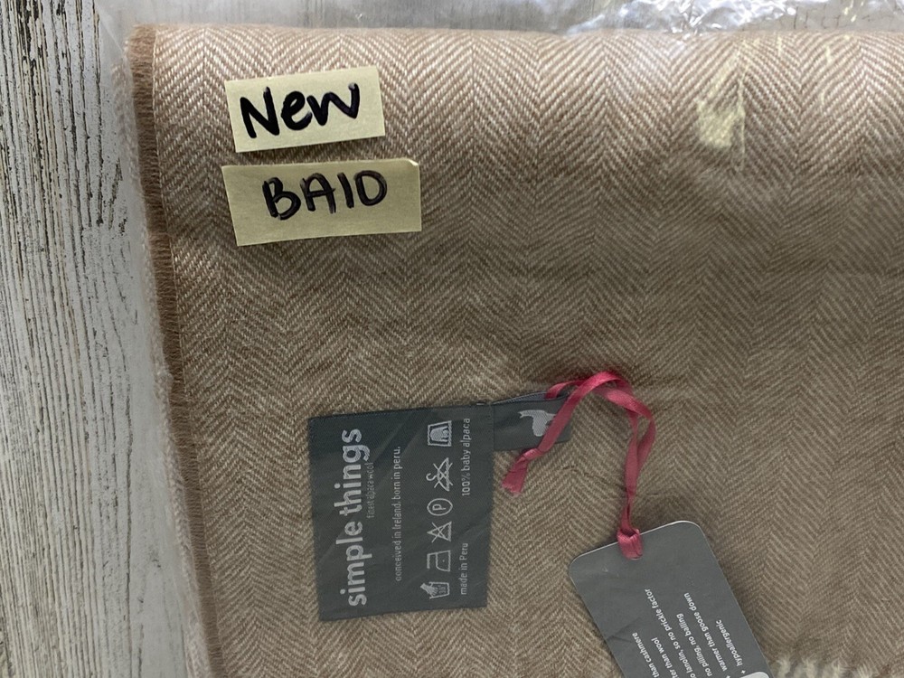 Simple Thing Double Face Baby Alpaca Throw Herringbone Camel