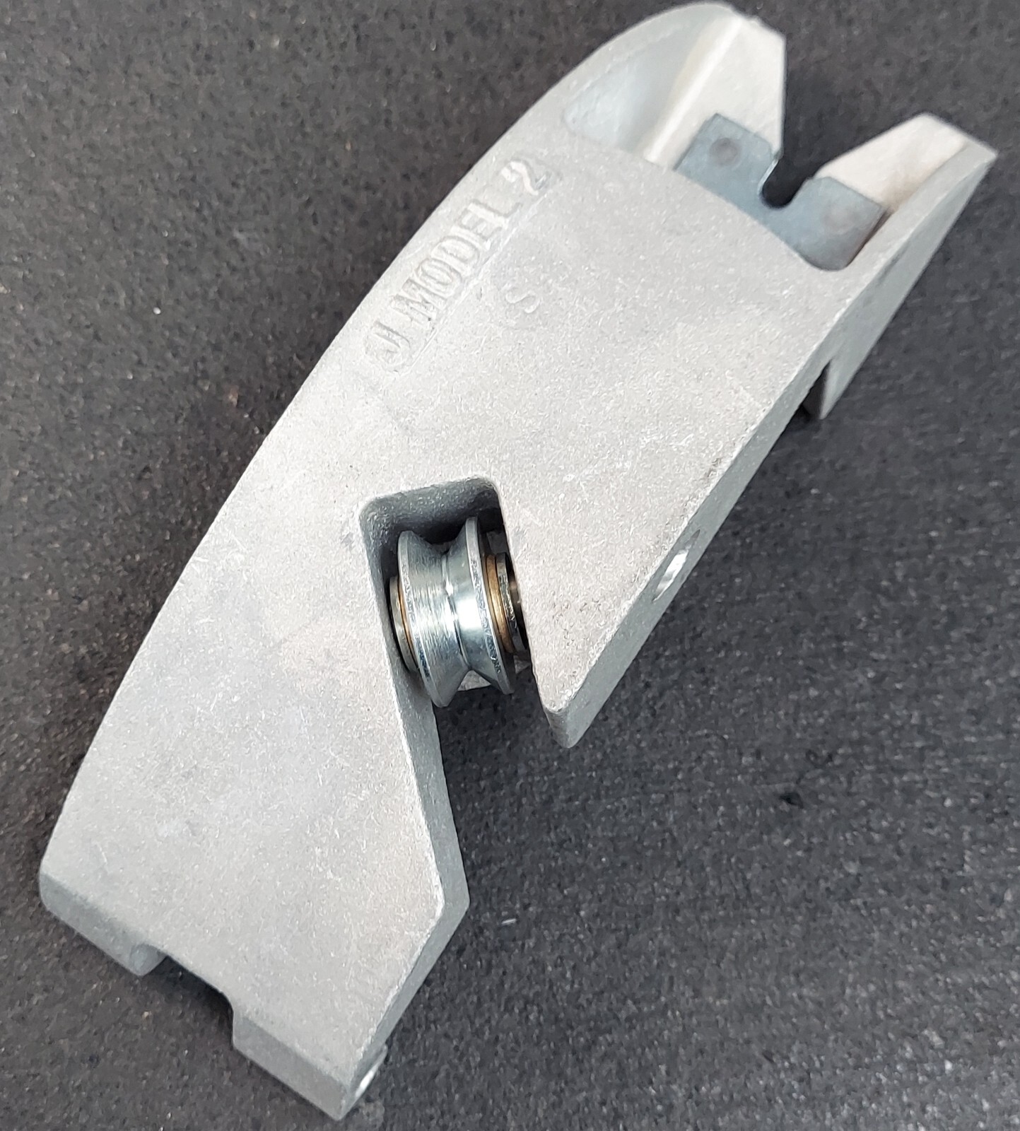 Cable Lasher J2-C2-C PULLEY DOOR.NEW