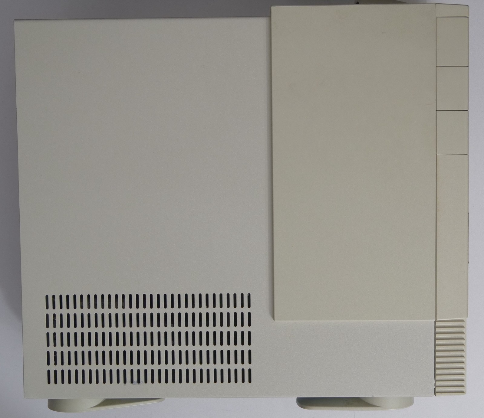 Vintage 1997 IBM Aptiva 2137-E26 AMD K6-233ANR 233MHz ATI RAGE II Desktop PC