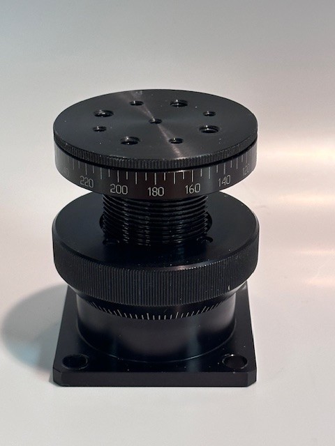 Newport 487 Rotating Column Vertical Positioner