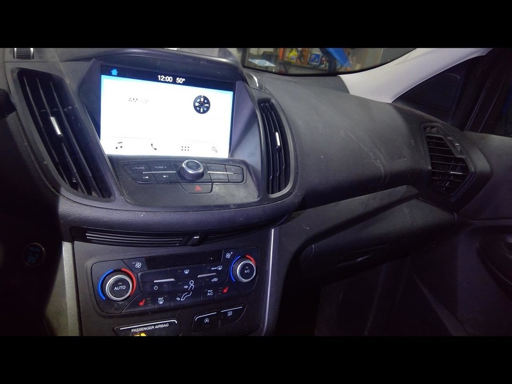 Fuse Box Engine Fits 19 ESCAPE 1608989