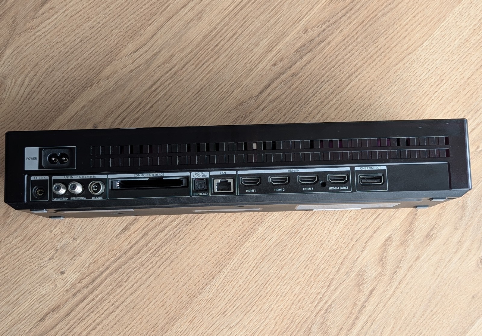 Samsung One Connect Box for QE55Q7/QE55Q8 SOC1001N / BN91-19870C