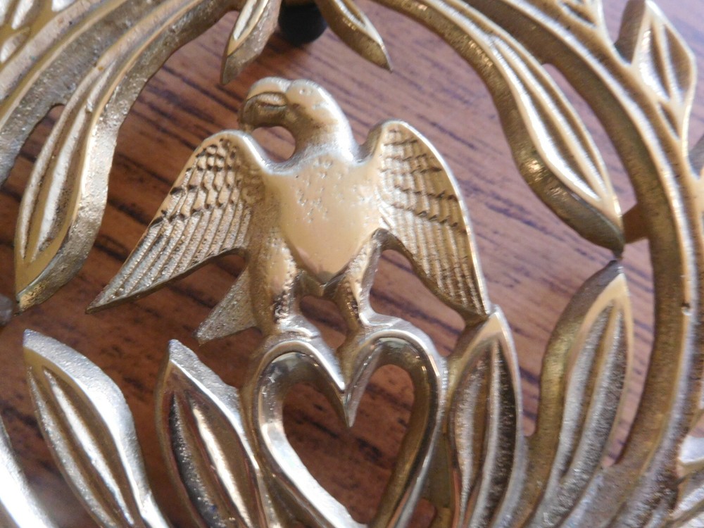 Vintage Solid Brass Eagle Trivet with Heart & Leaf Design~ 9x6 ~ FREE SHIP~ Nice