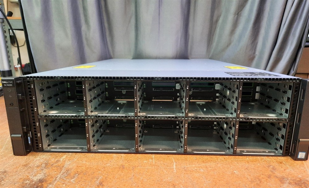 NEW - Dell EMC Compellent SC5020 SAN array - dual controllers 10Gb no drives