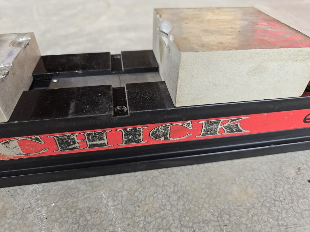 CHICK QL4 Vise With TOMBSTONE *CAN SPLIT*