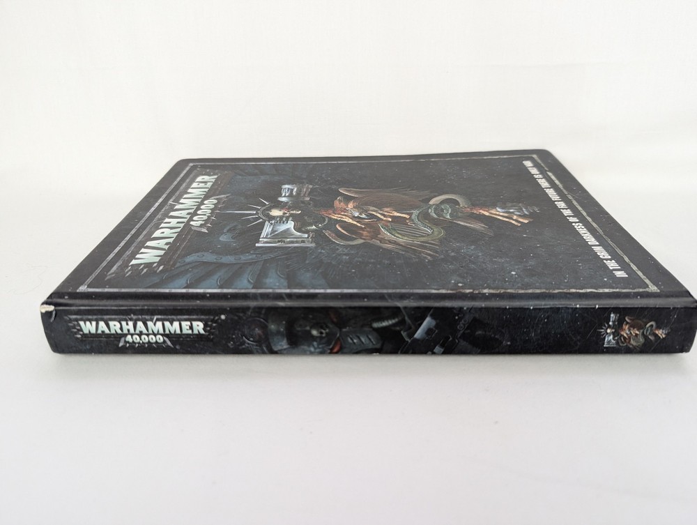 Warhammer 40,000 - Games Workshop Rulebook 8th Edition