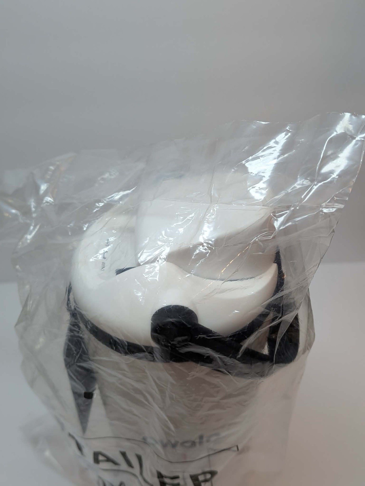 Owala 30oz FreeSip Water Hazard Golf Travel Tumbler Limited Special Edition NEW