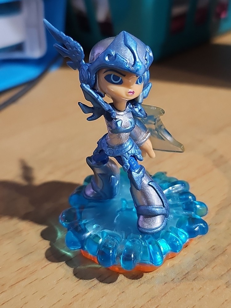 Skylanders: Giants Chill Character Figure Giants