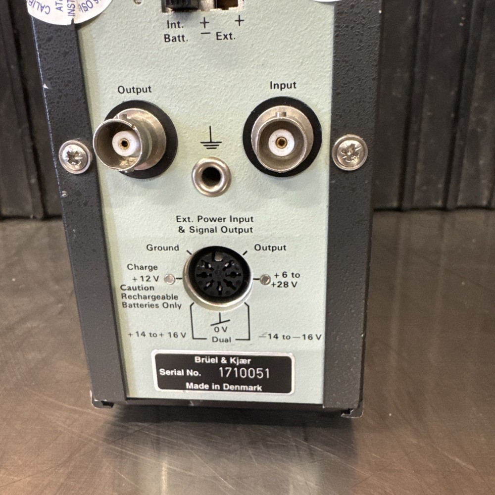 Bruel & Kjaer Charge Amplifier Type 2635 *untested* MA12