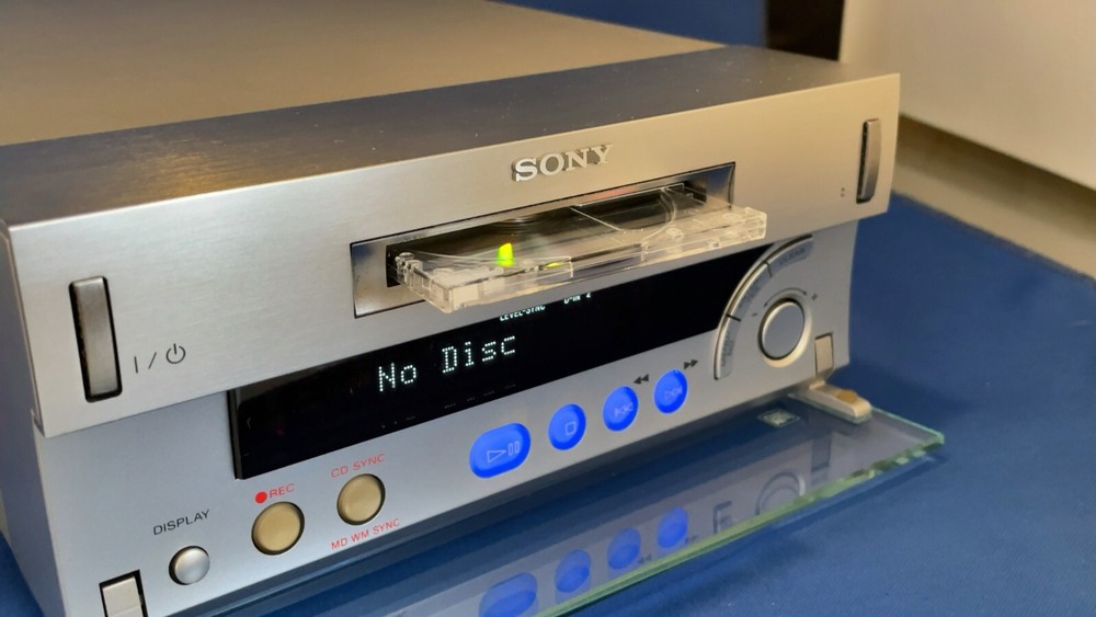 SONY MDS-SD1 MD Minidisc Recorder Deck Player Hi-Fi Audio Compact Component #2