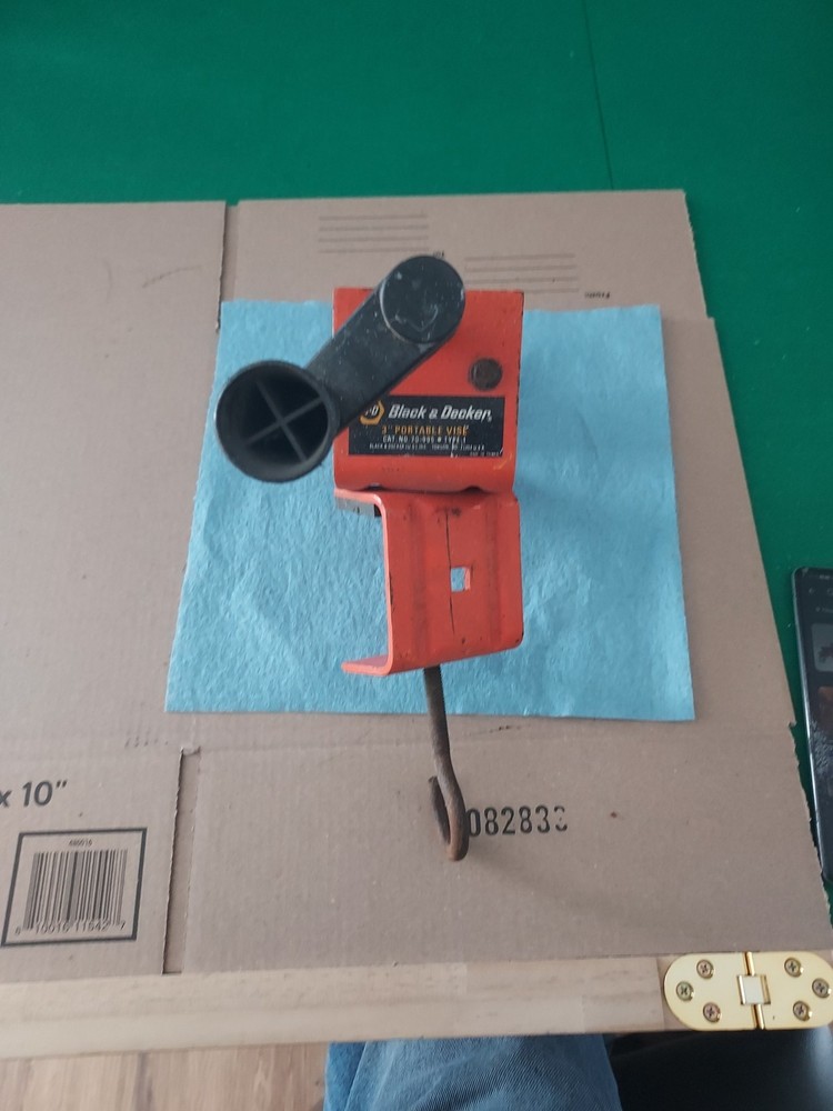 Black & Decker Portable Vise No. 70-995