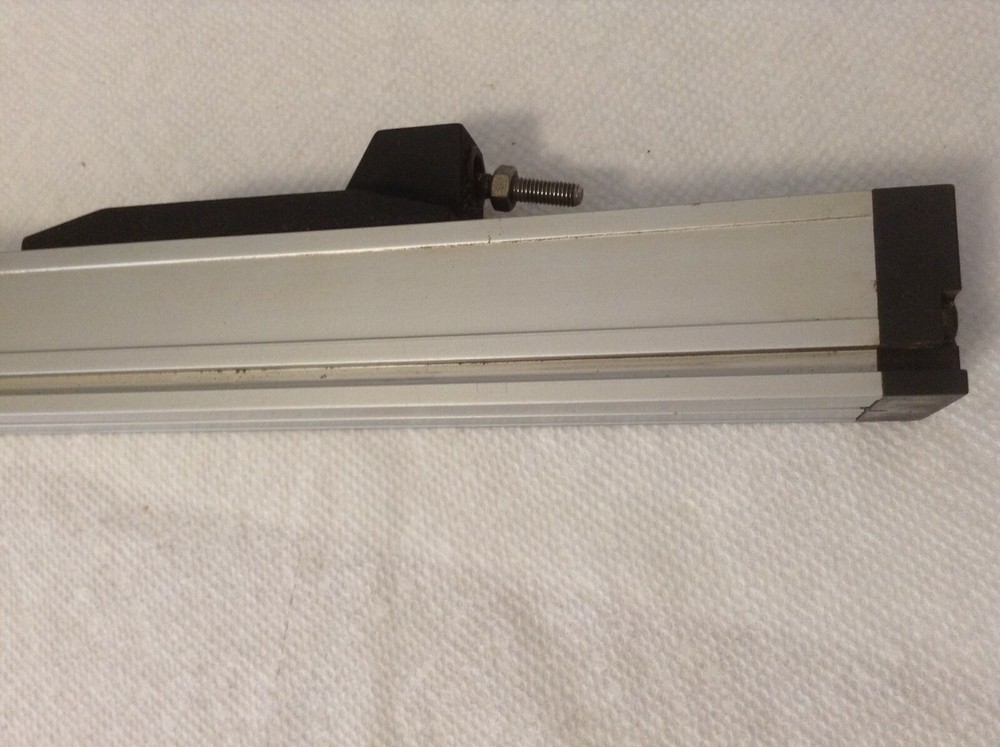 NovoTechnik TLM225 Scale