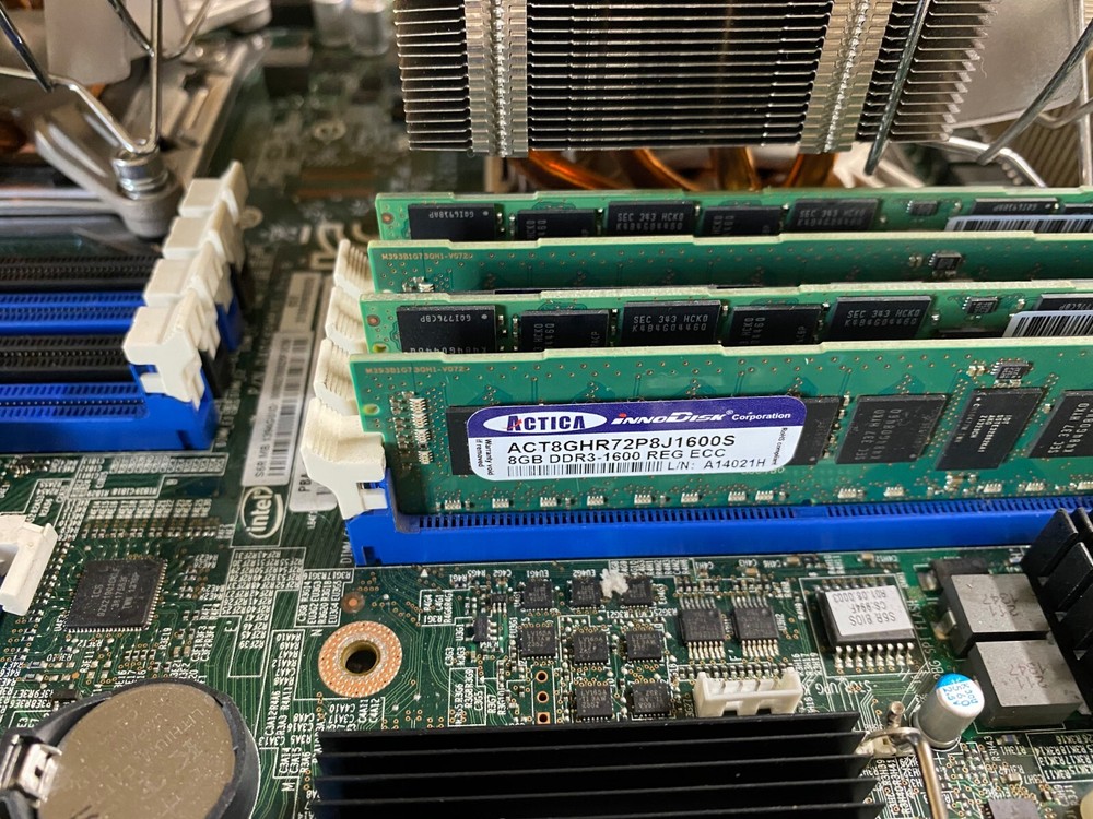 Intel DBS2600CO E5-2637 V2 96GB MEMORY Server Board