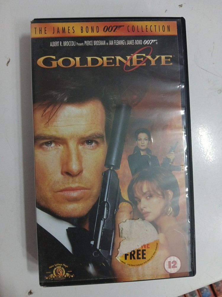 18x James Bond VHS Video Collection