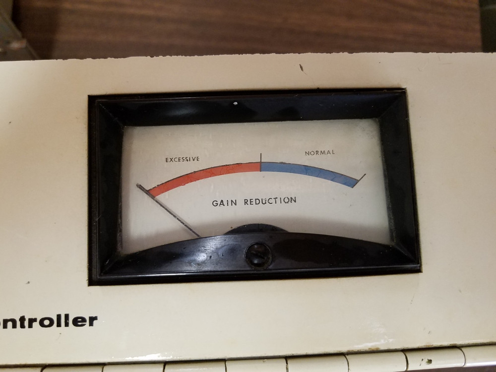 CBS Volumax 400 Automatic Peak Controller