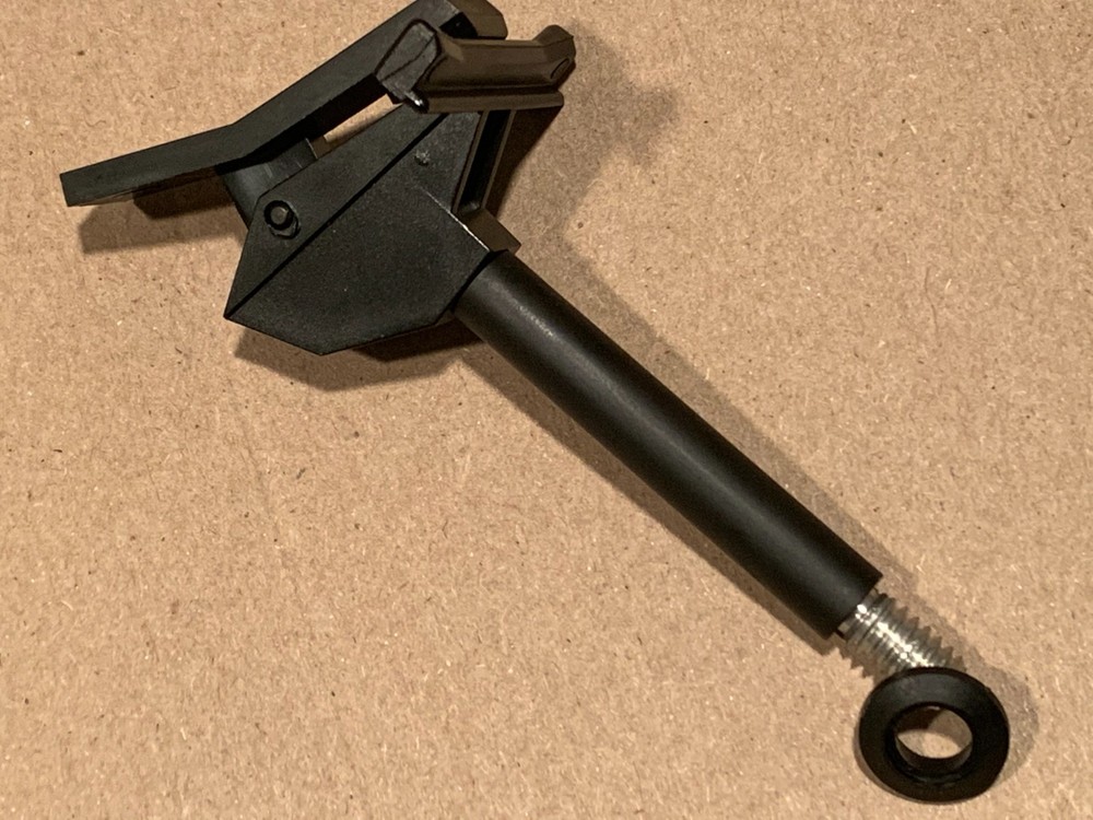 BIC 940 Stereo Turntable - Parting Out - Record Clamp