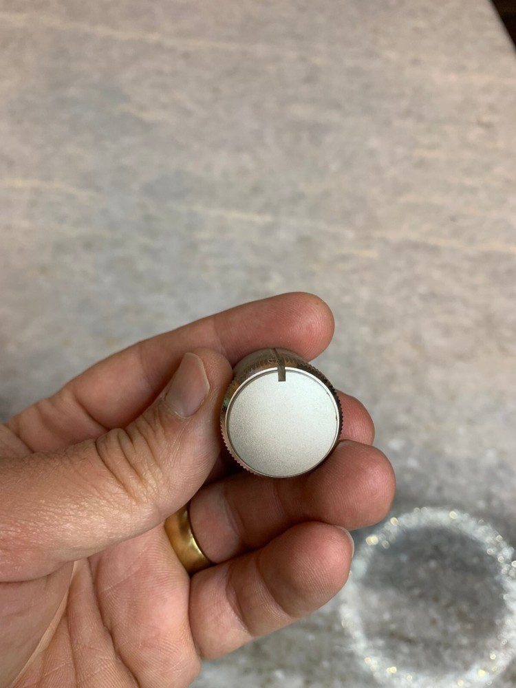 REPLACEMENT PARTS: Soundesign TX-5171 Stereo Receiver Knobs/Dials