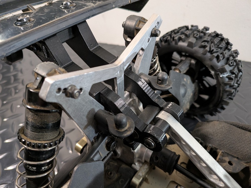 Unbreakable Wing Mount - Durable Rubber Material - Arrma Typhon 6s And TLR