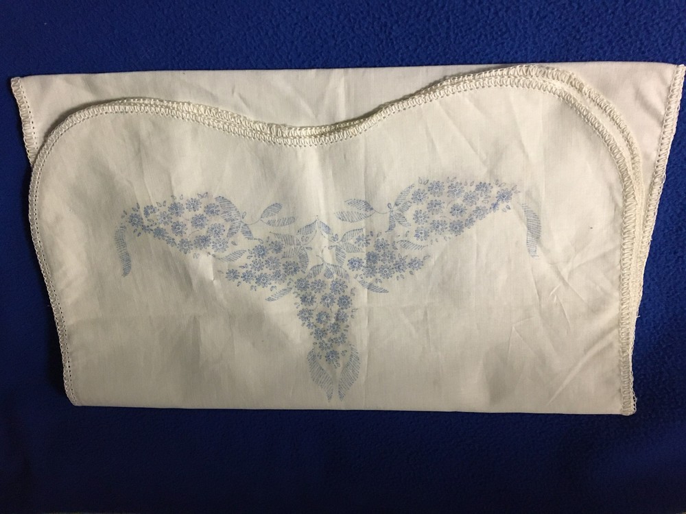 2 Unfinished Embroidery Projects Needlepoint Table Runner And Sampler Vintage
