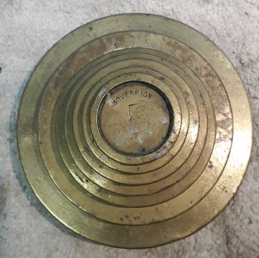 7 Vintage Solid Brass Stacking Sovereign Calibration Weights 2.9kg Gbs6