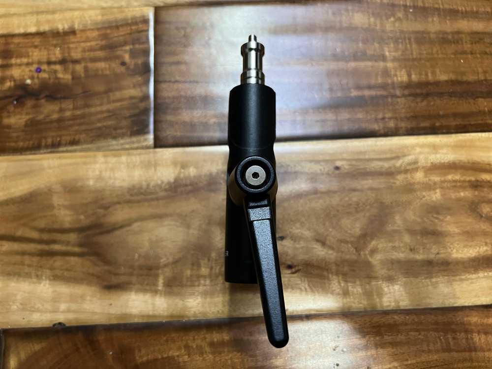 NEEWER FB-1 Camera Flash Bracket H Type Mount with Umbrella Softbox Holder