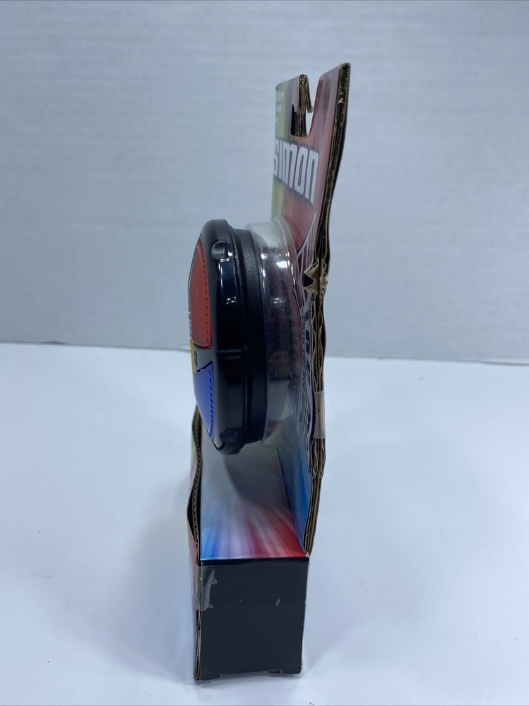 Simon Electronic Game Micro Series Hasbro Watch Remember Repeat 1+ Player New!!