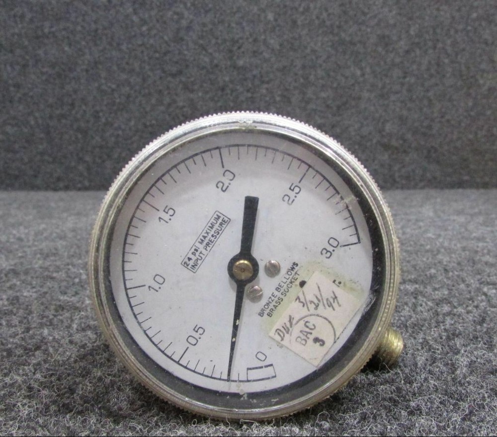 Bronze Bellows Brass Socket Maximum Input Pressure Gauge