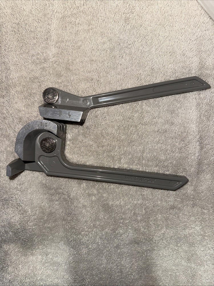 NIB DuraTech Tube Bender
