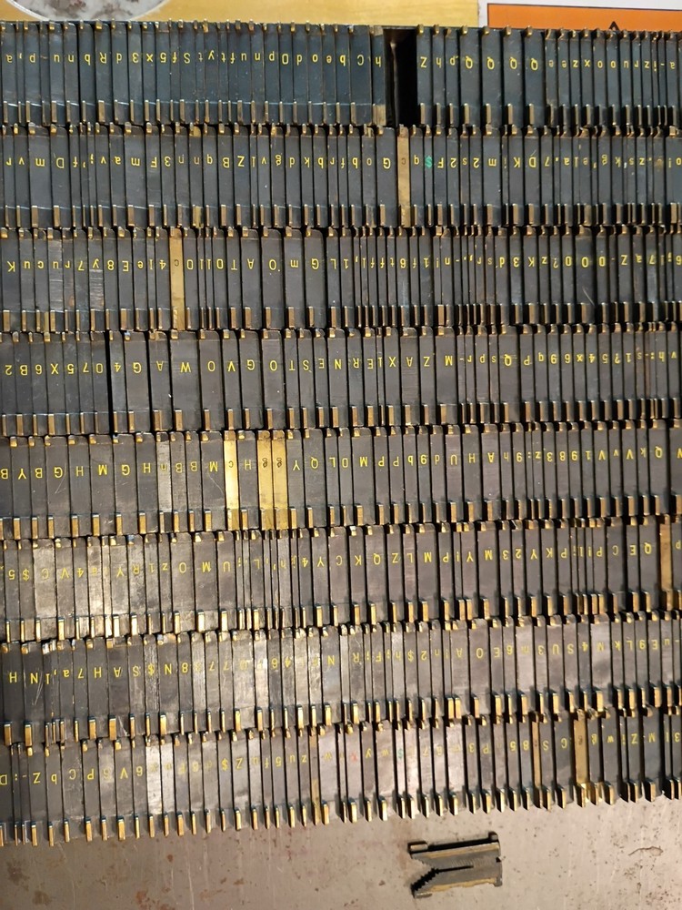 Linotype Matrices 24pt. 24-V.