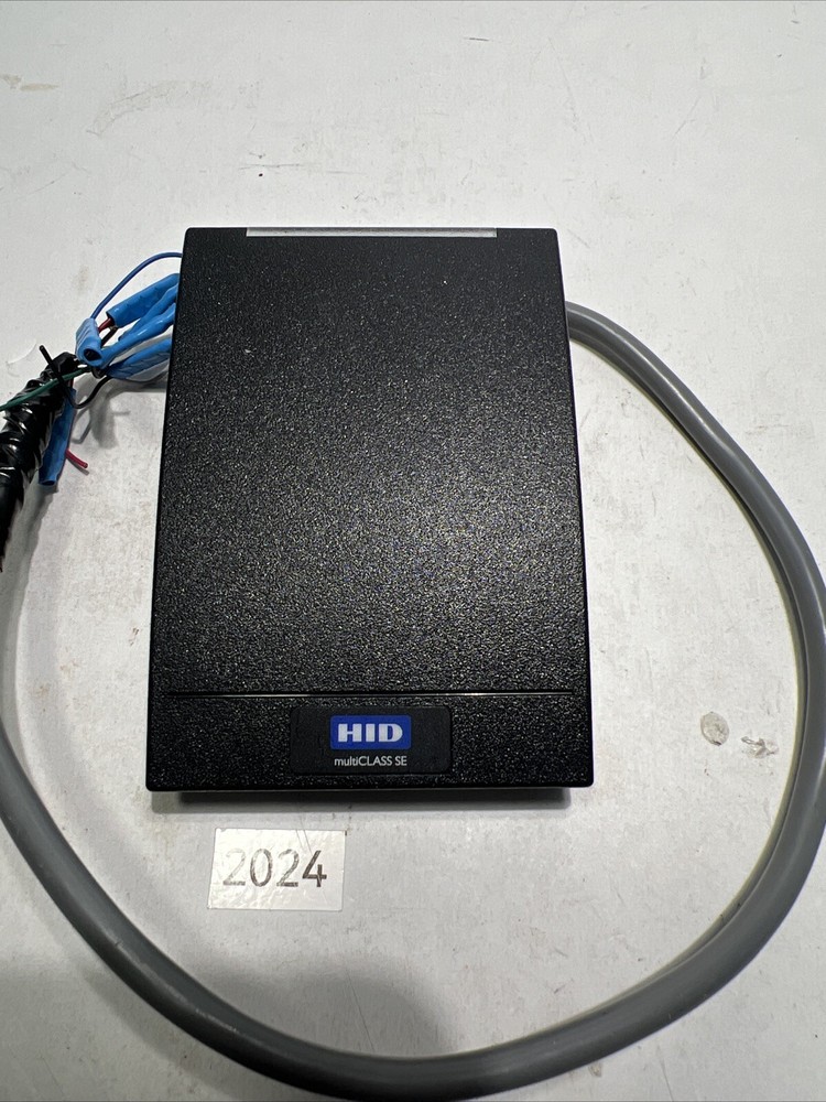 HID MULTI CLASS SE  Model RP40E WALL SWITCH READER BLACK 920PTNNEK00000 Untested