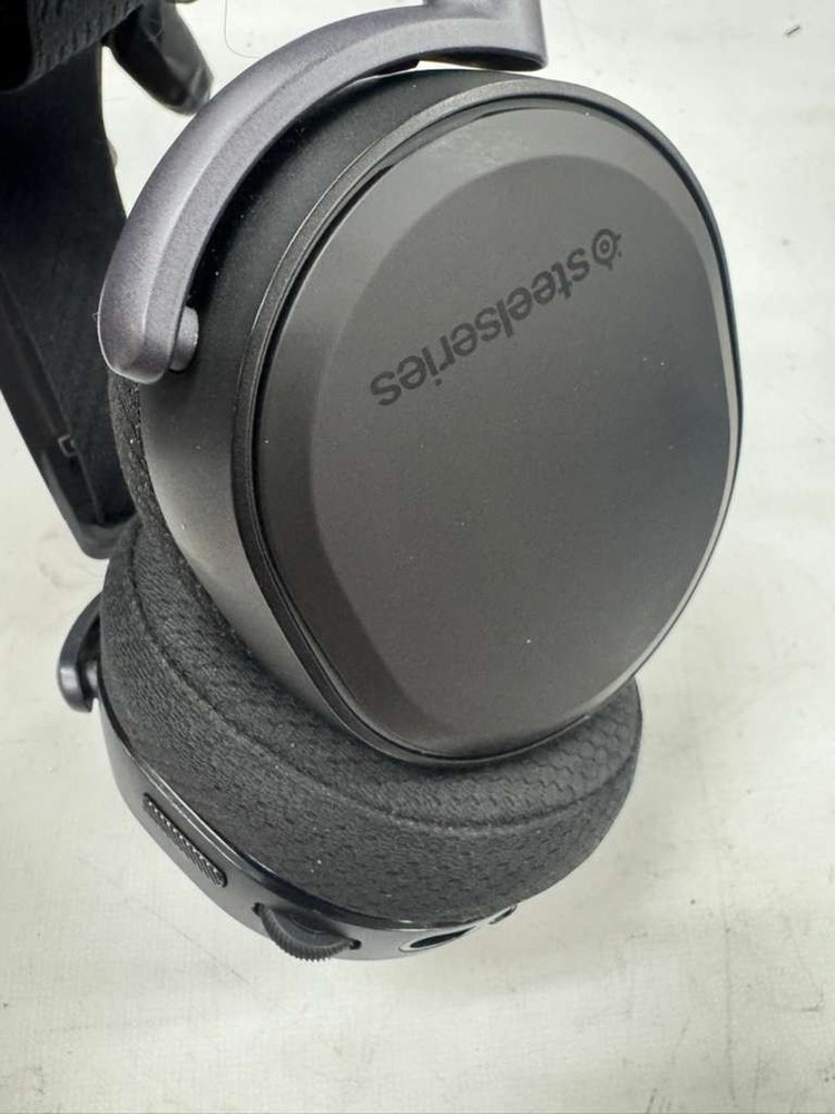 SteelSeries Arctis Pro Wireless Gaming Headset Wireless+Bluetooth for PS4 and PC