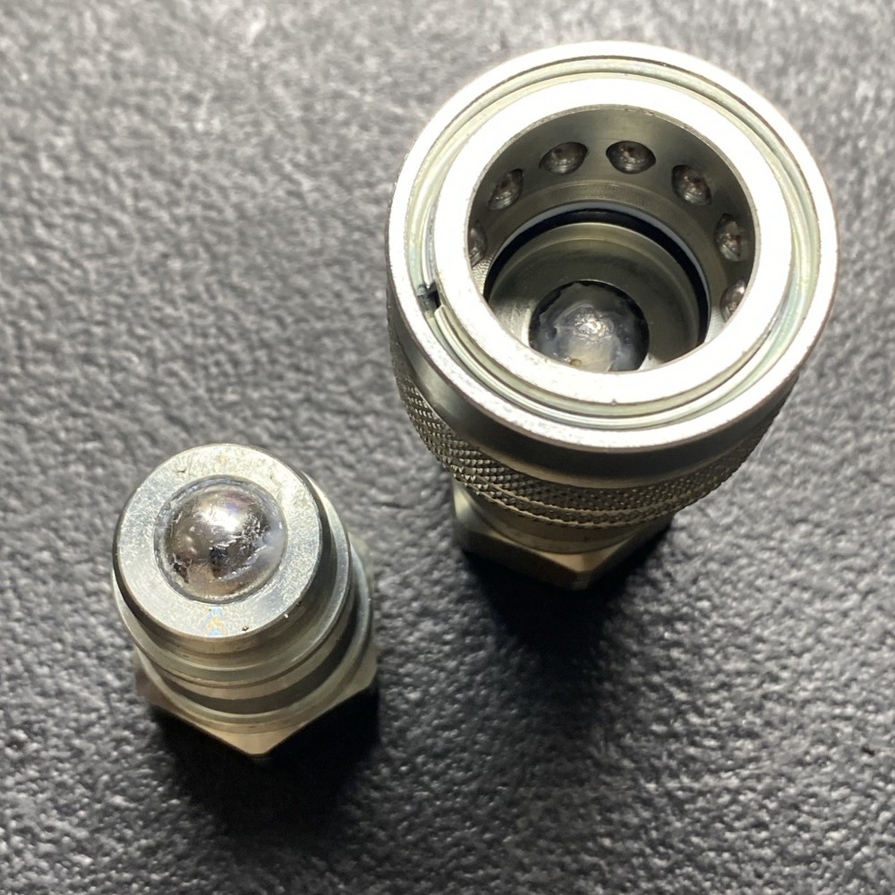HYDRAULIC QUICK COUPLERS SET