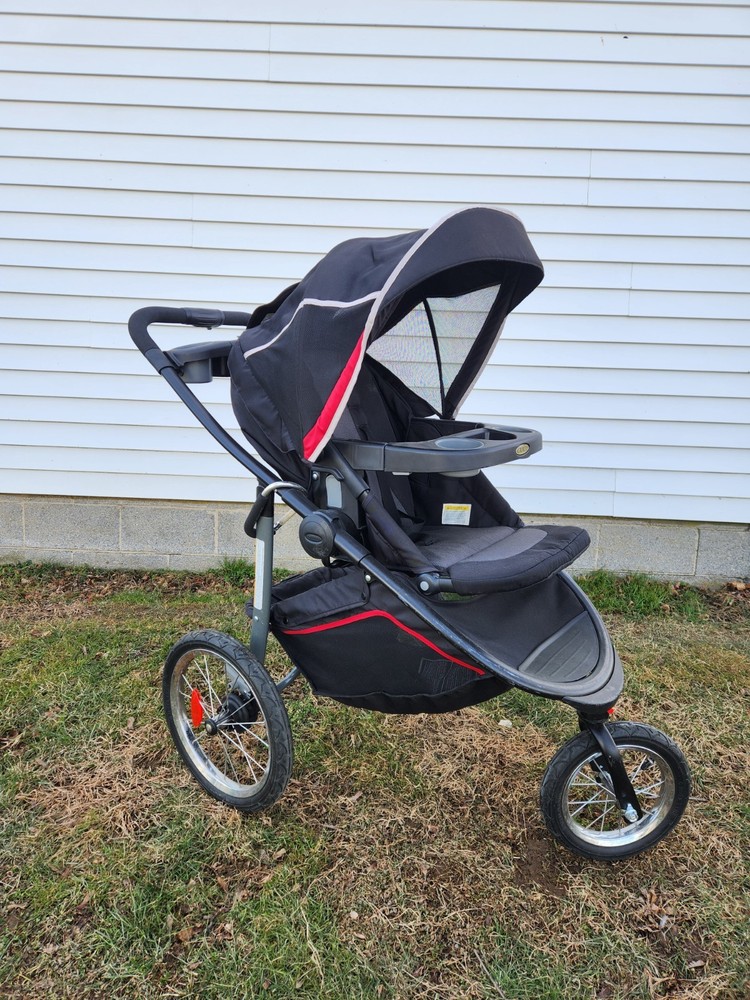 Graco Modes Jogger Stroller (local pick up only)