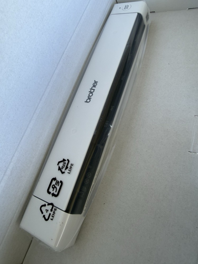 Brother DS-640 Compact Mobile Document Scanner 16ppm USB Mac PC Windows + Case