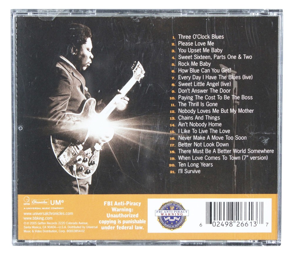 B.B. King Authentic Signed The Ultimate Collection CD Booklet JSA #CL51511