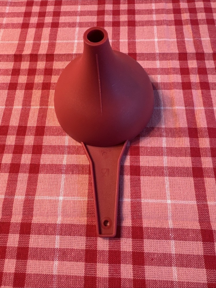 Brick Red Tupperware Funnel 1227-2 (DB)