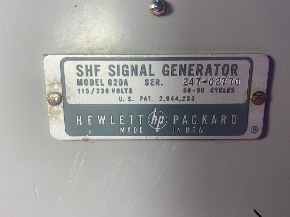 HP 620A SFH SIGNAL GENERATOR