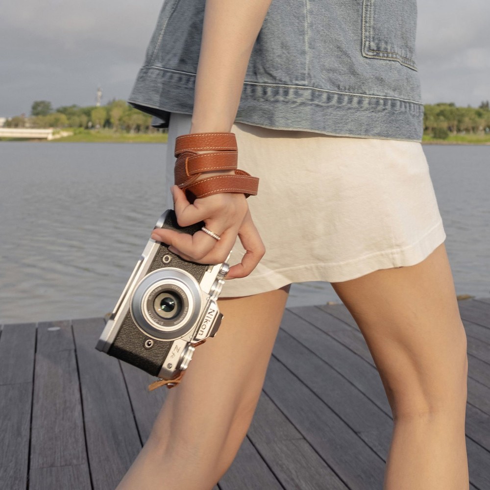 SmallRig 3485 Leather Camera Neck Strap