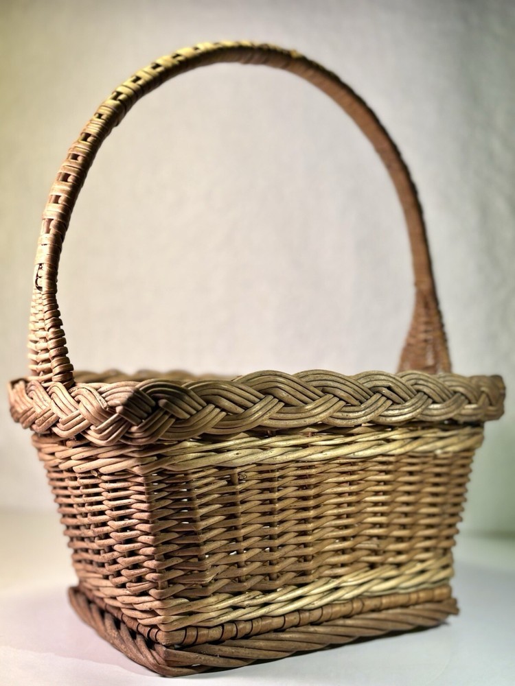 Vintage Rectangular Wicker Weaved Bread Basket w/ Hande 1970s MCM 10.5"x7.75"