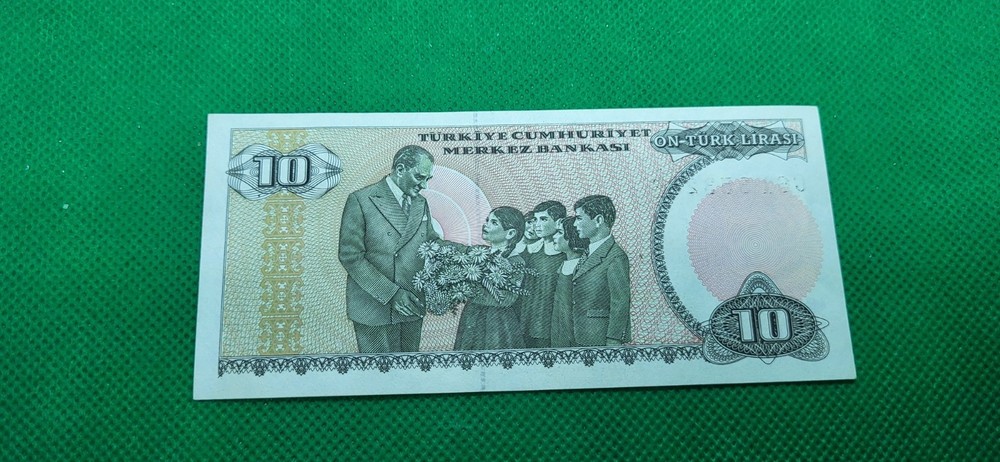 10 Lira Banknote - Turkey - 1982 - UNC