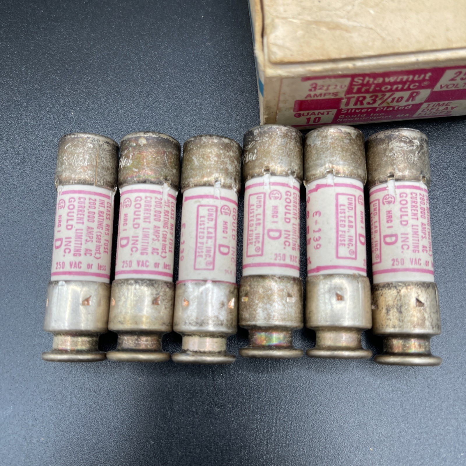Gould () Shawmut TR3-2/10R TRI-ONIC Fuses 3.2A 250Vac 160Vdc Time Delay Lot 6