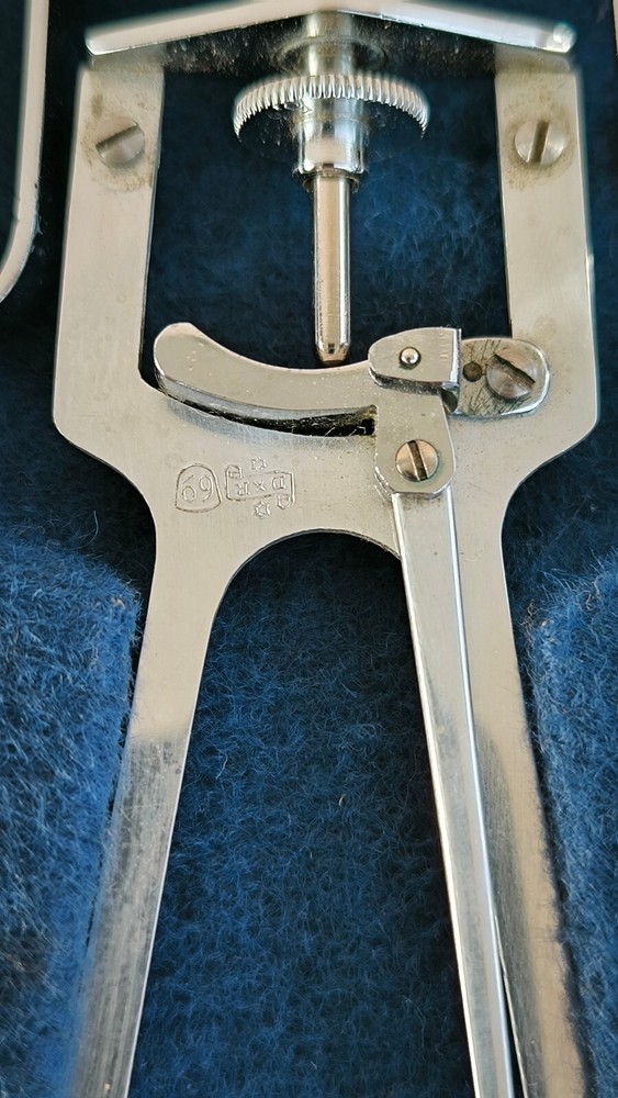 Vintage n.Prof. Schioetz Tonometer With Original Case