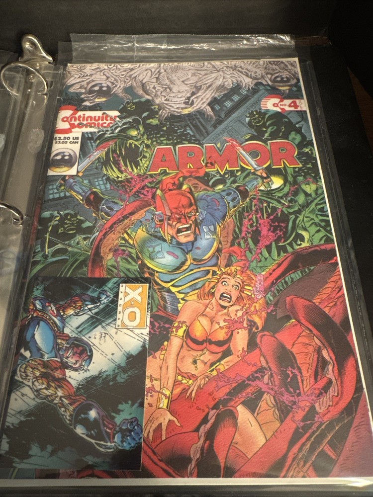 Comic Book Storage Binder With 11 Comics