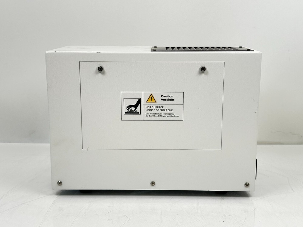 Zeiss Illuminator Fluorescence Microscope Light Source HXP 200 C 435716