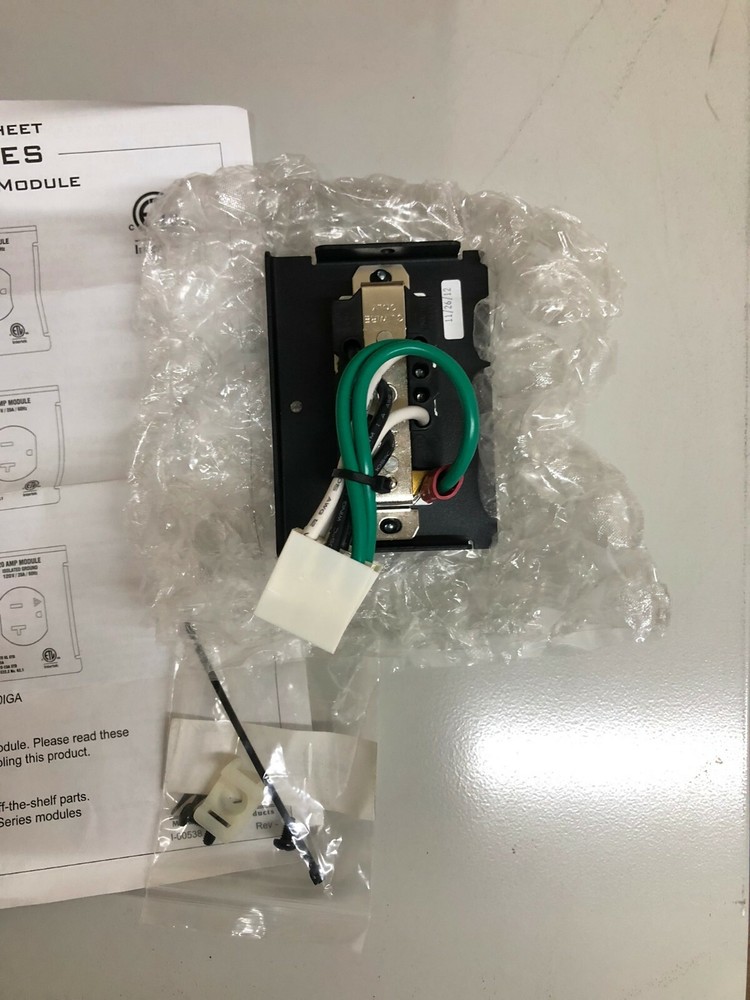 MIDDLE ATLANTIC Products M-20A 4" MPR 20A Duplex Module