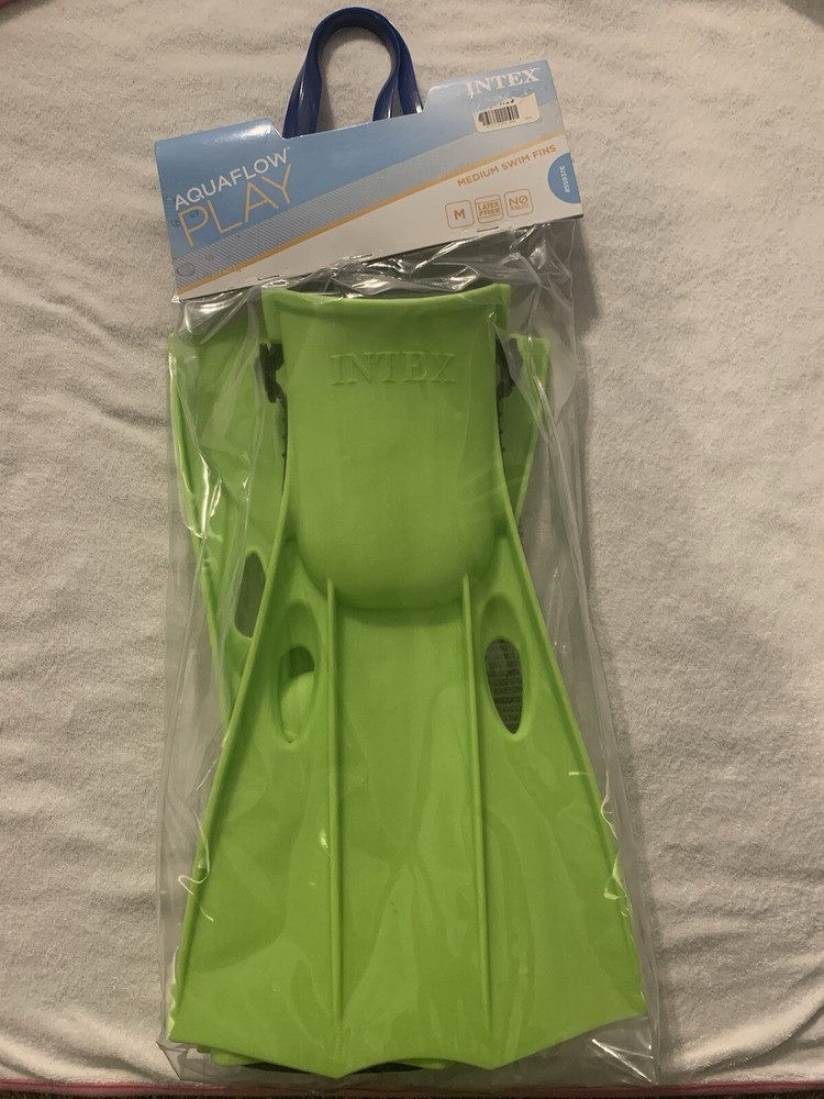 Green Medium Size Adjustable Flipper Pair. Size 6-11