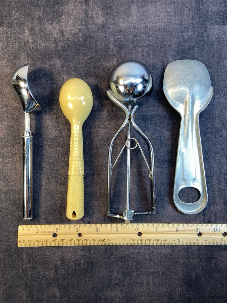 4 Ice Cream Scoops/Spoons, Vintage, Short’ning Spoon
