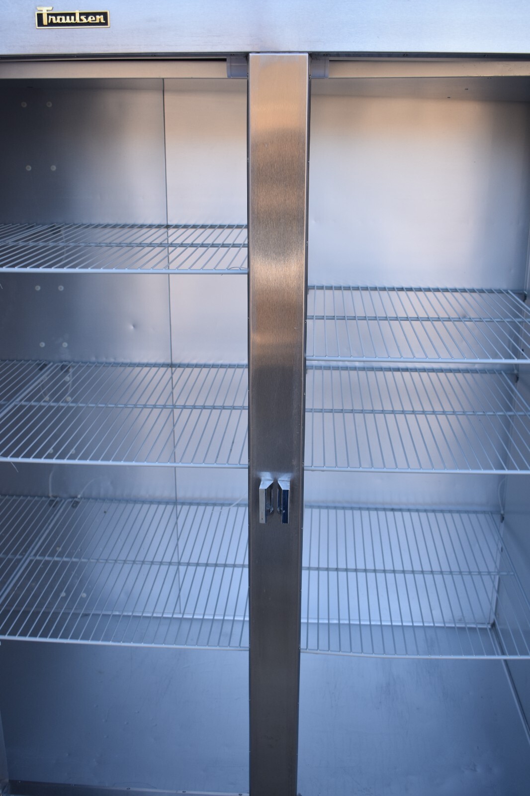 2017 TRAULSEN G30011 3 DOOR REACH IN REFRIGERATOR (3) SOLID DOORS