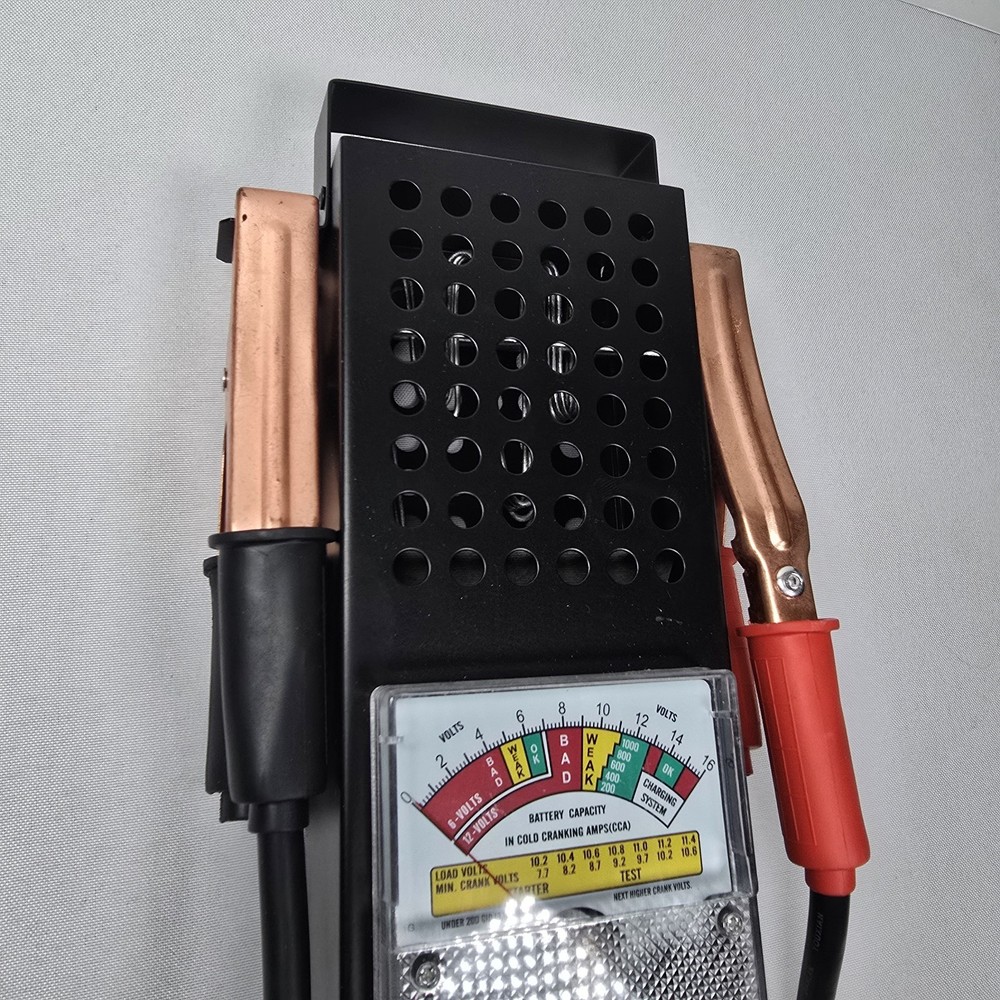 Cen-Tech Battery Load Tester 100 Amp Load Type 6 & 12 Volt 61747